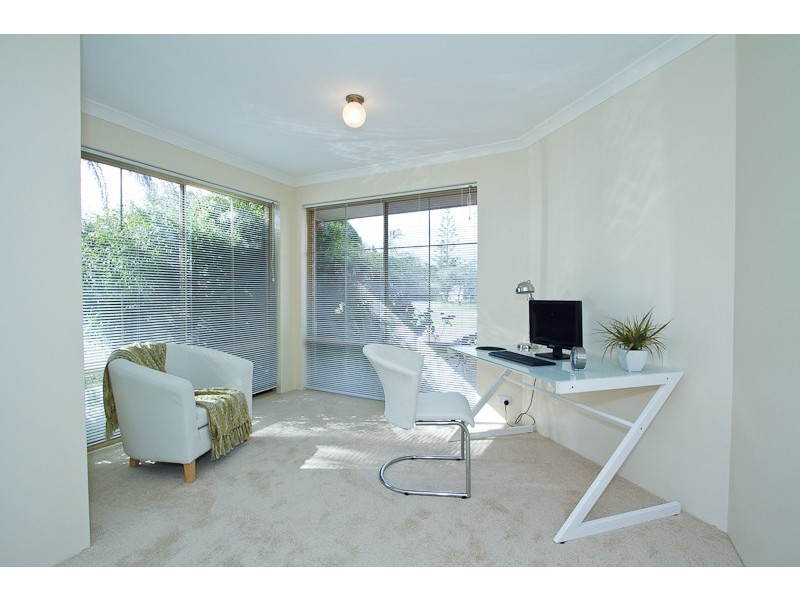 5 Ling Court, Atwell WA 6164