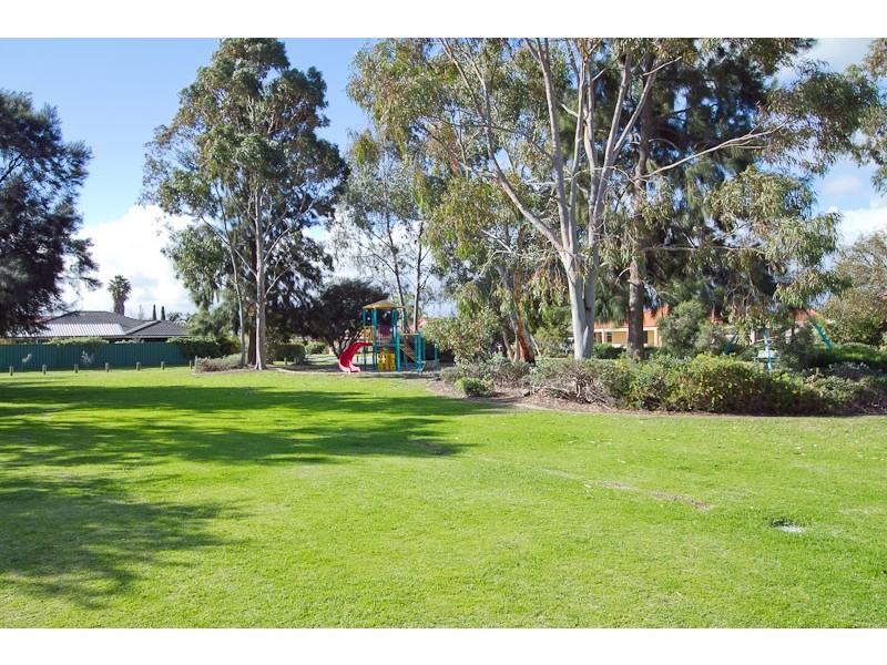 5 Ling Court, Atwell WA 6164