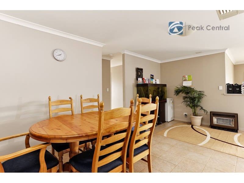 7 Beswick Gardens, Atwell WA 6164