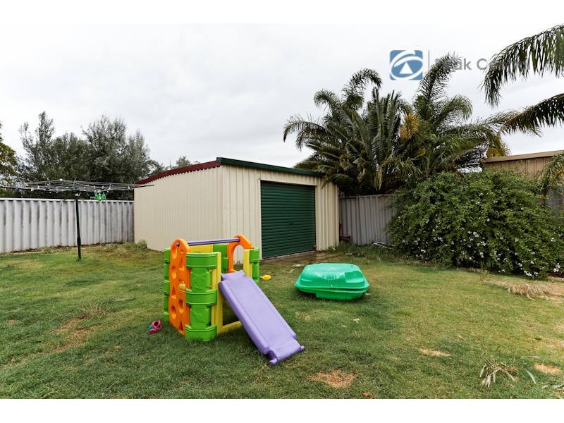 7 Beswick Gardens, Atwell WA 6164