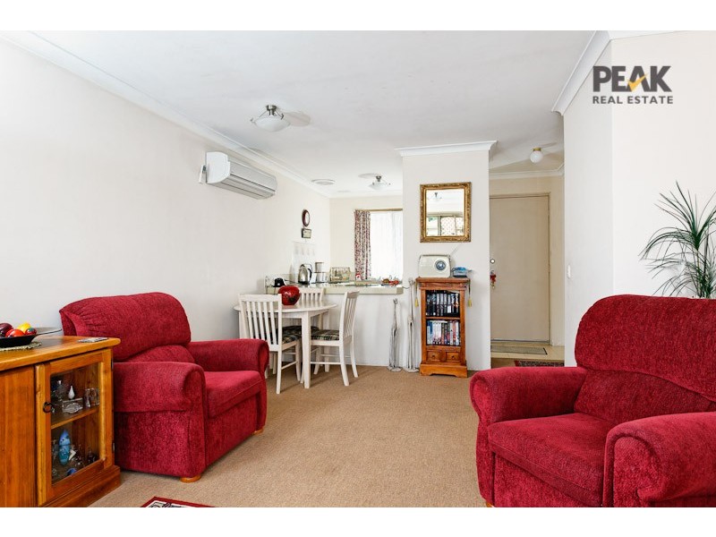 35/35 Winnacott Street, Willagee WA 6156