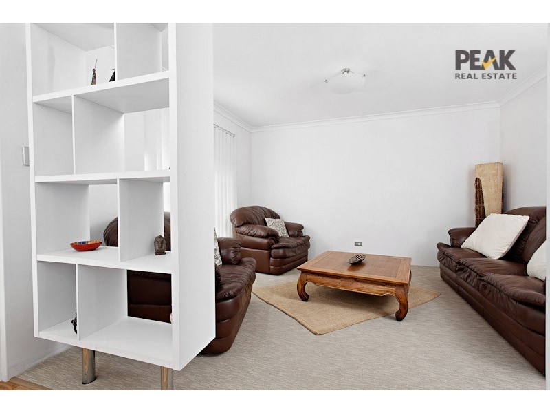 17  Essence Bend, Atwell WA 6164