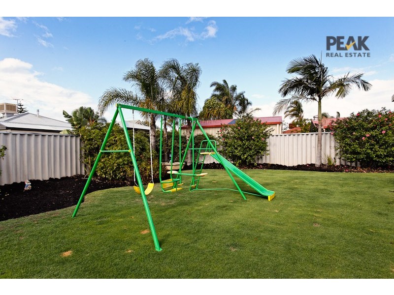 13 Marich Cove, Atwell WA 6164