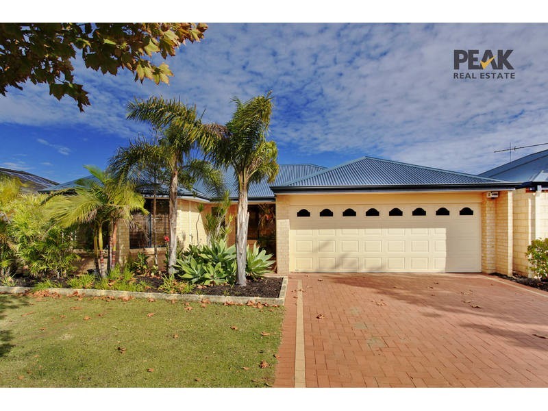 6 Bendee Drive, Atwell WA 6164