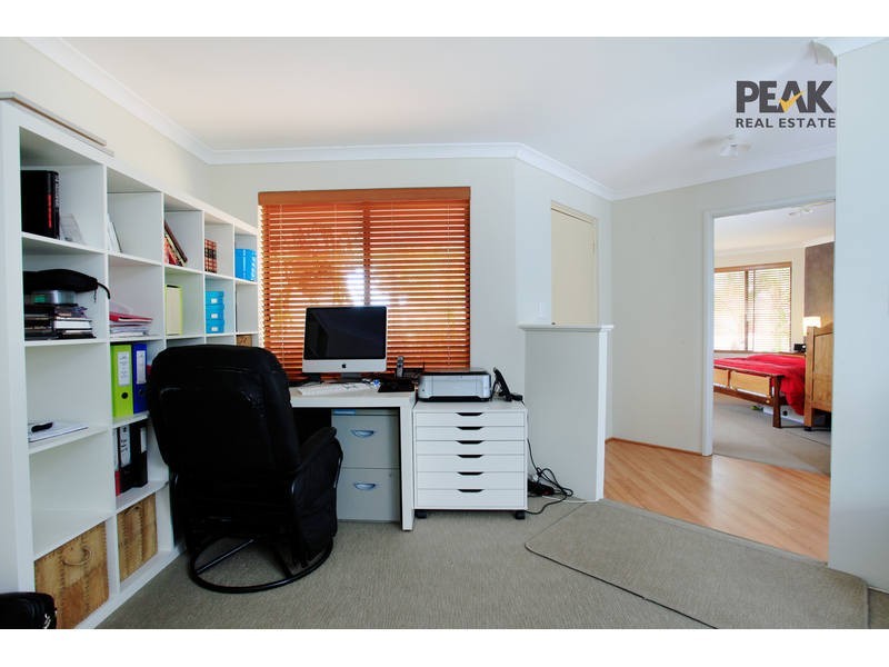 6 Bendee Drive, Atwell WA 6164