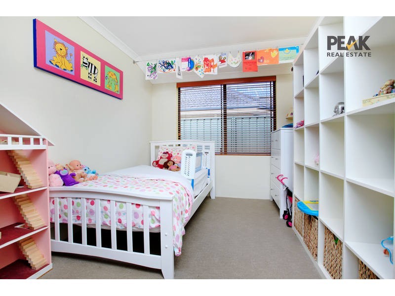 6 Bendee Drive, Atwell WA 6164