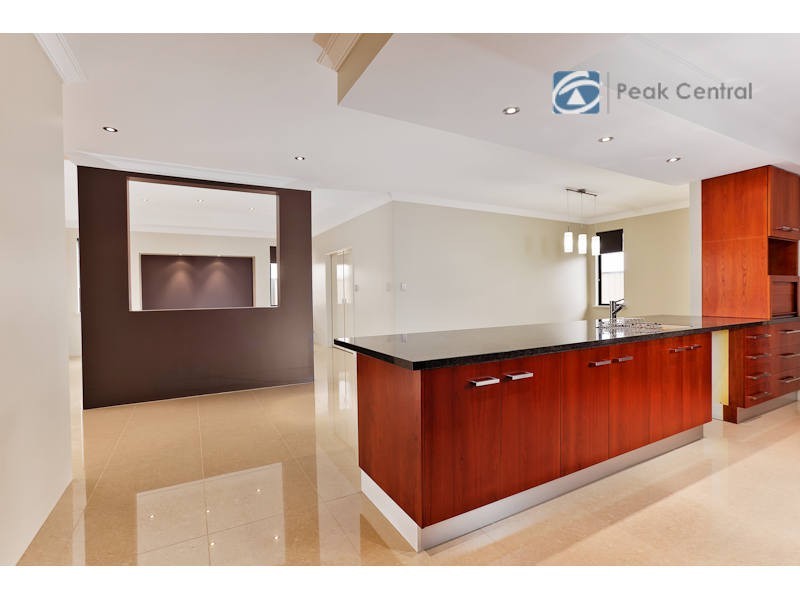 5 Aristata Parade, Aubin Grove WA 6164