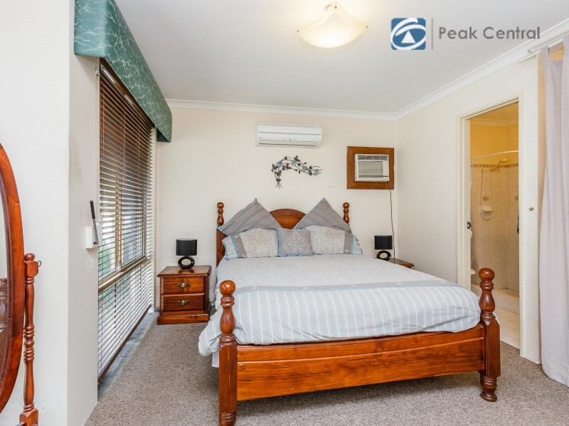 28 Folland Parade, Atwell WA 6164