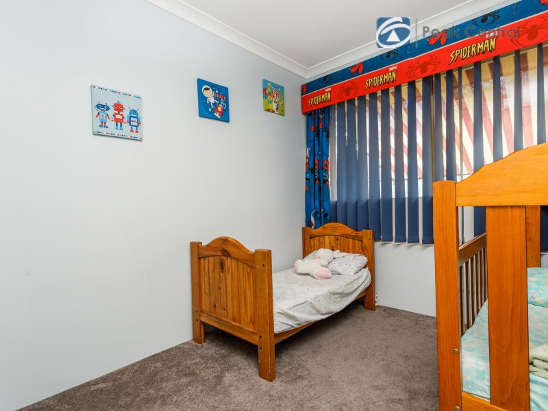 28 Folland Parade, Atwell WA 6164