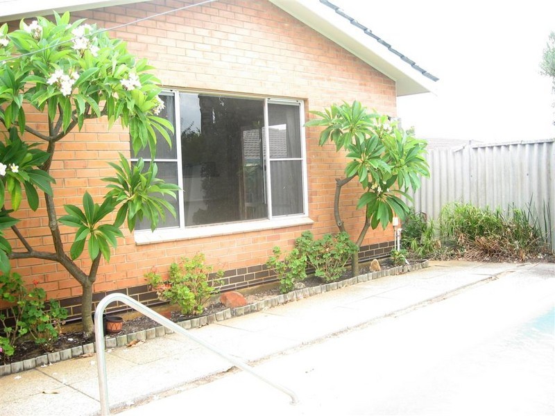 70 Gilbertson Road, Kardinya WA 6163