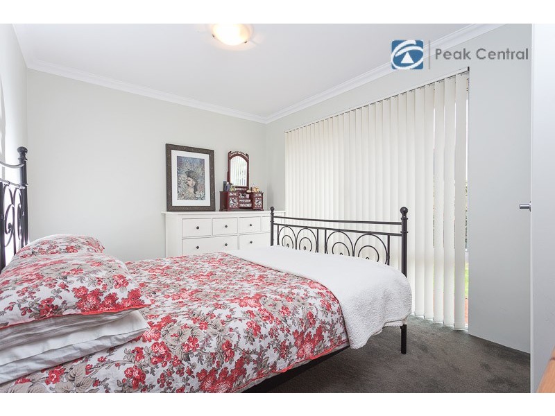 18 Aurora Drive, Atwell WA 6164