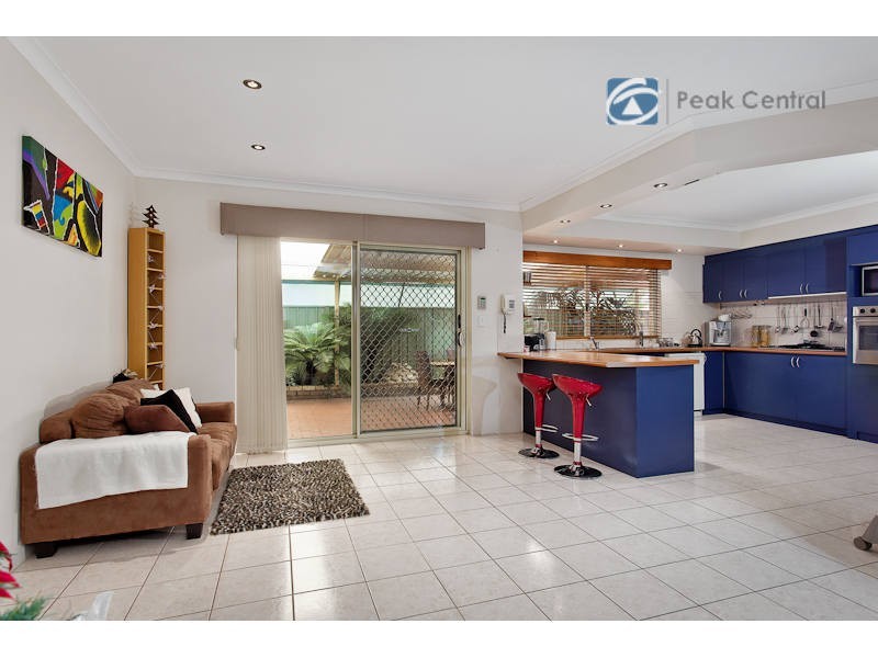 10 Calder Way, Atwell WA 6164