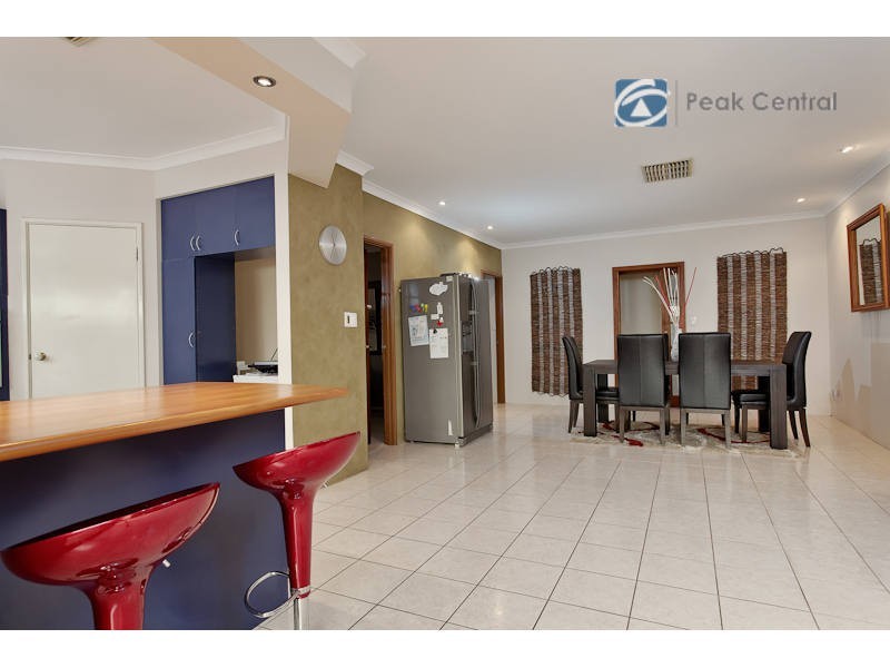 10 Calder Way, Atwell WA 6164