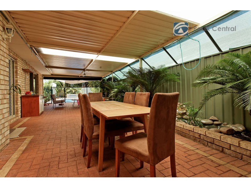 10 Calder Way, Atwell WA 6164