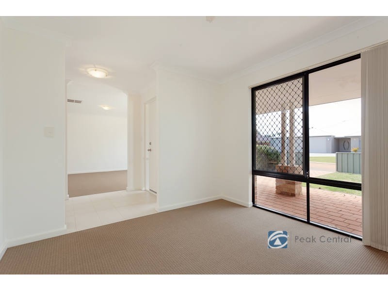 1 Jerrat Mews, Atwell WA 6164