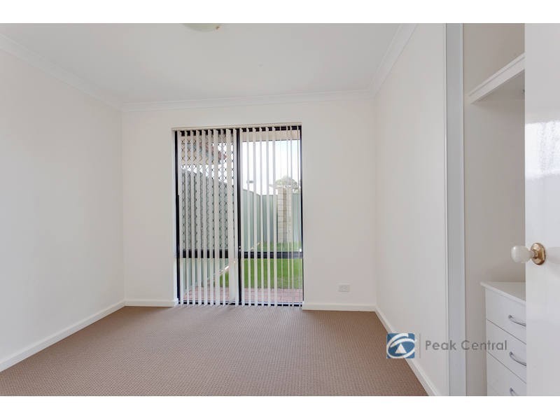 1 Jerrat Mews, Atwell WA 6164