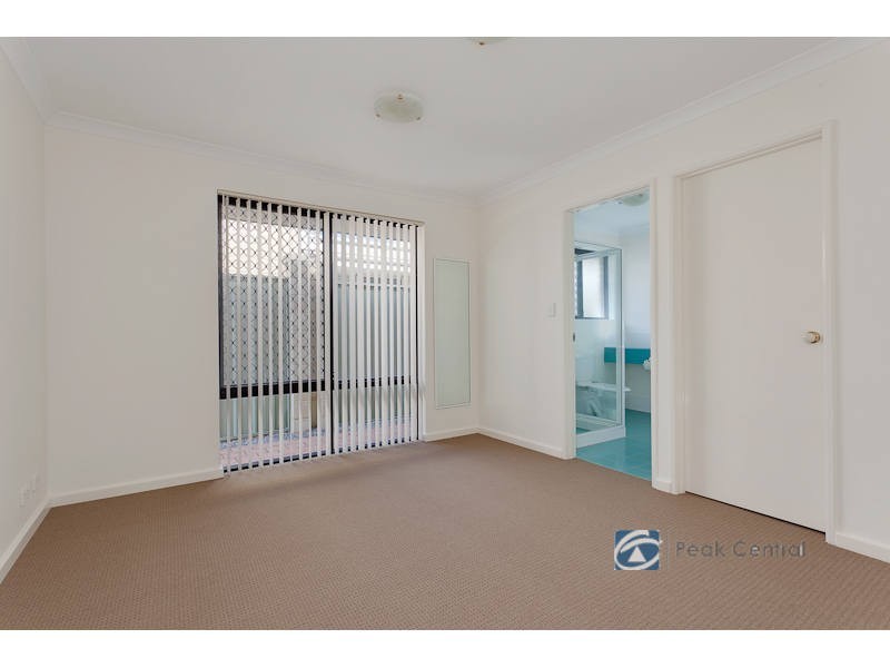 1 Jerrat Mews, Atwell WA 6164