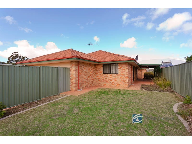 1 Jerrat Mews, Atwell WA 6164