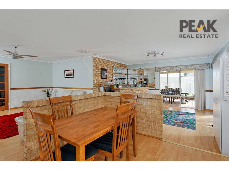 11 Tulipwood Place, South Lake WA 6164