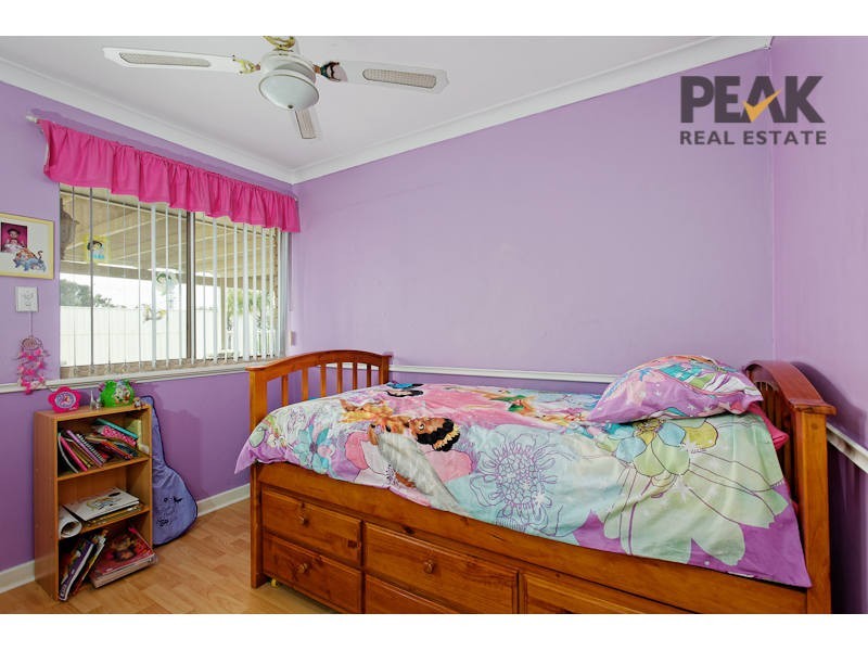 11 Tulipwood Place, South Lake WA 6164