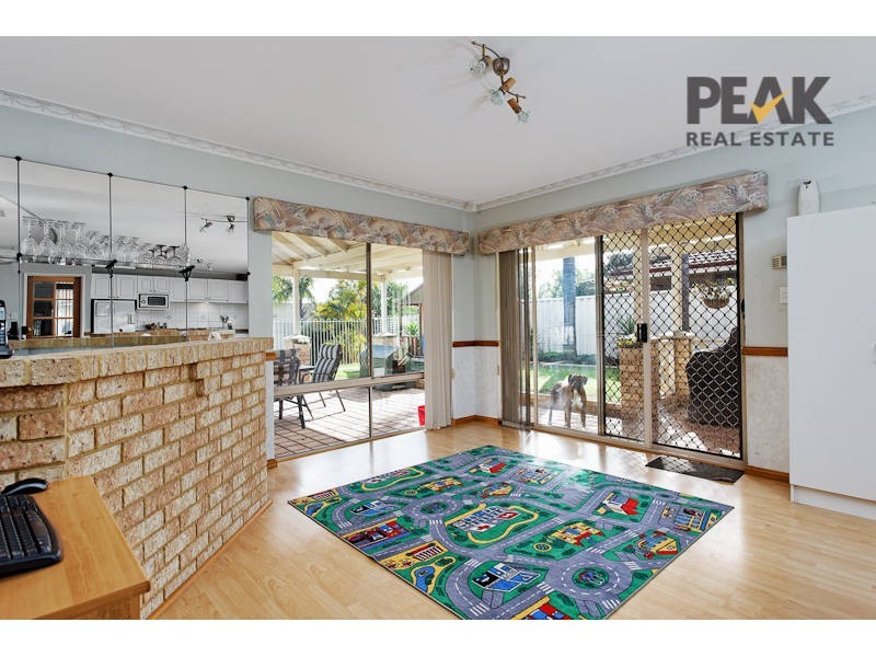 11 Tulipwood Place, South Lake WA 6164