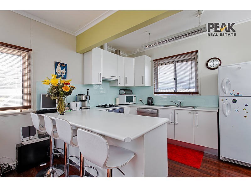 38 Lamond Street, Melville WA 6156