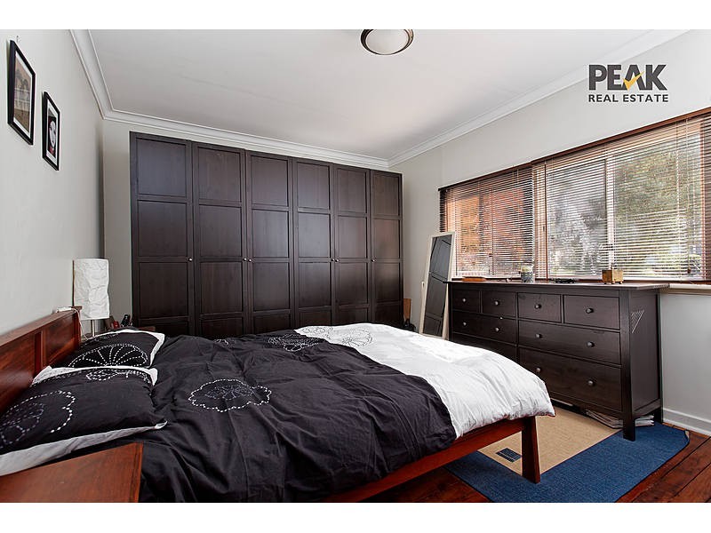 38 Lamond Street, Melville WA 6156