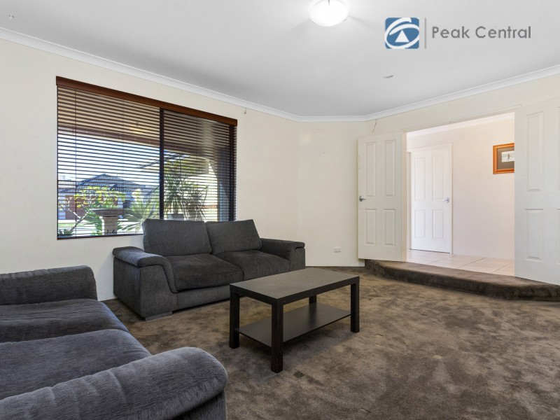 10 Aurora Drive, Atwell WA 6164