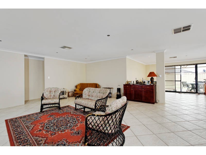 14 Jouissance Bend, Atwell WA 6164