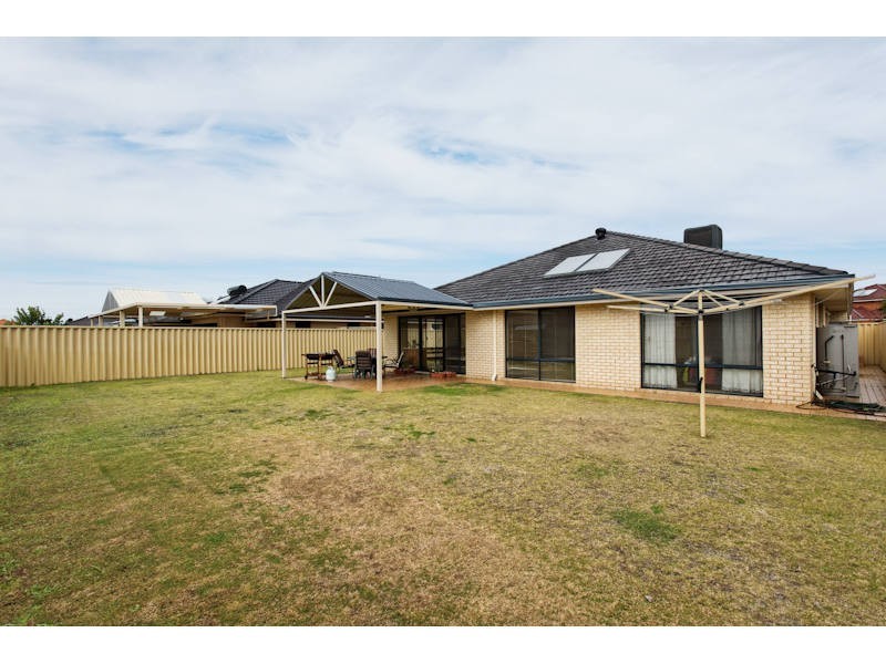 14 Jouissance Bend, Atwell WA 6164