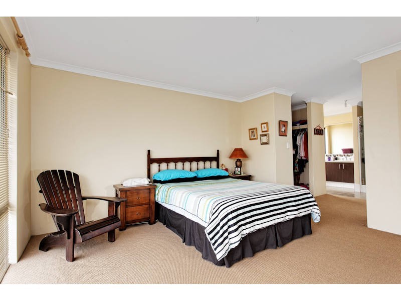 14 Jouissance Bend, Atwell WA 6164