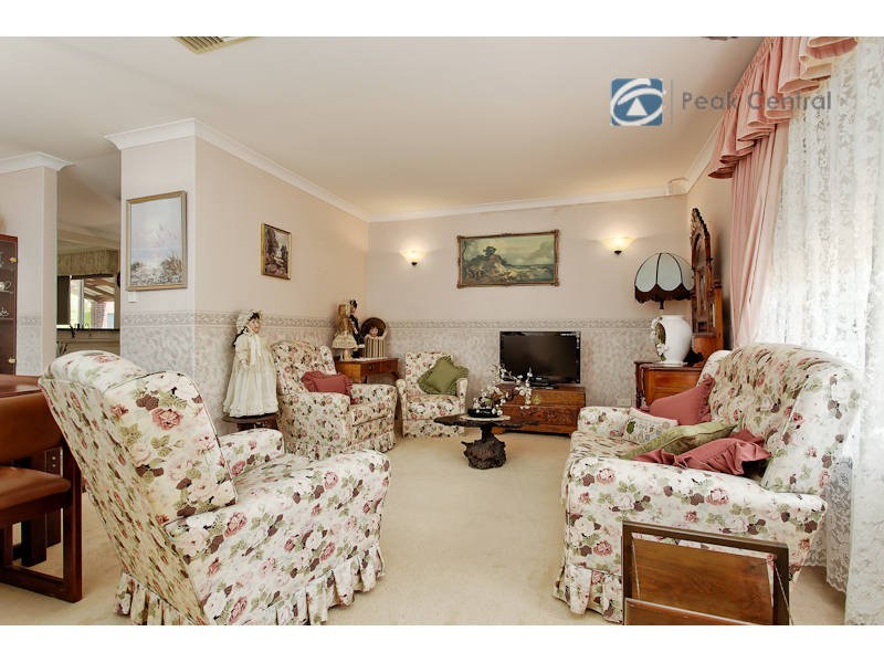 3 Jenkin Mews, Atwell WA 6164