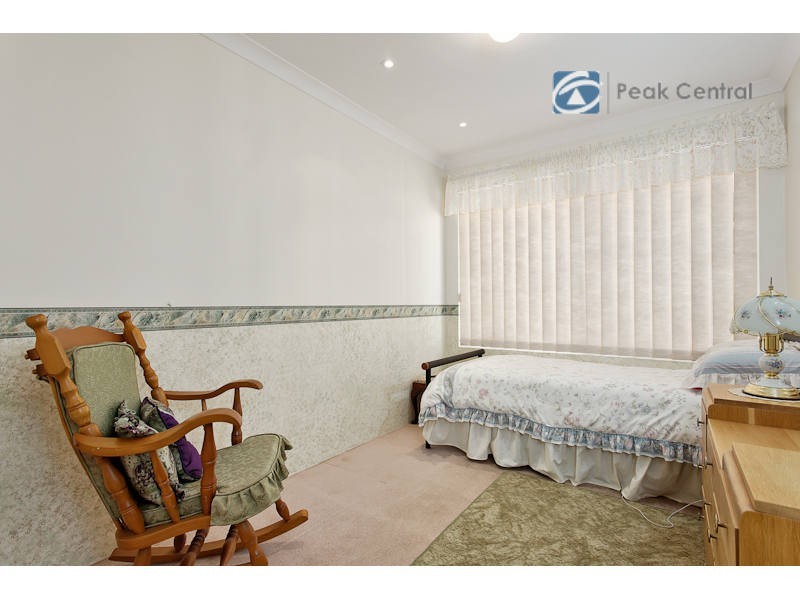 3 Jenkin Mews, Atwell WA 6164