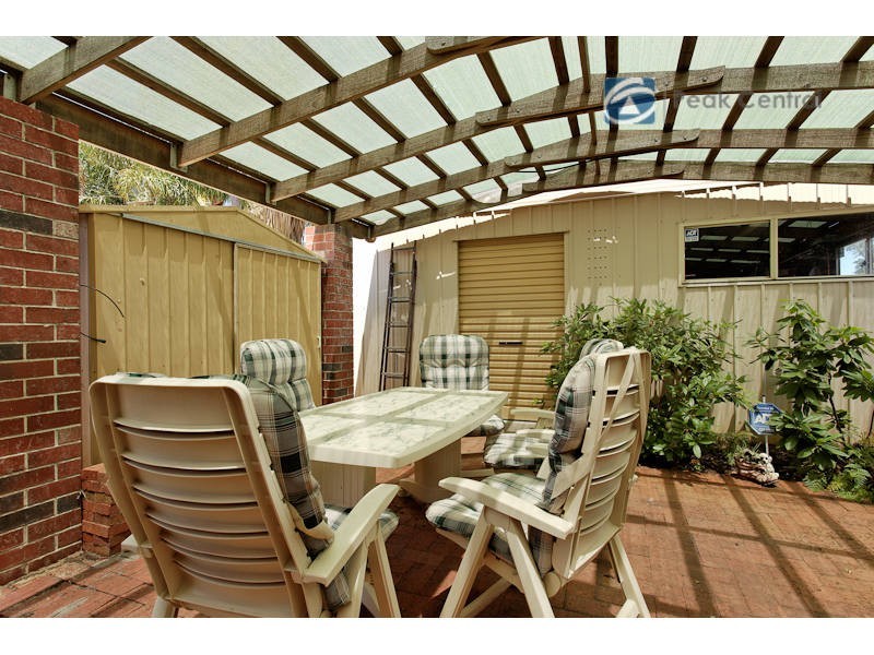 3 Jenkin Mews, Atwell WA 6164