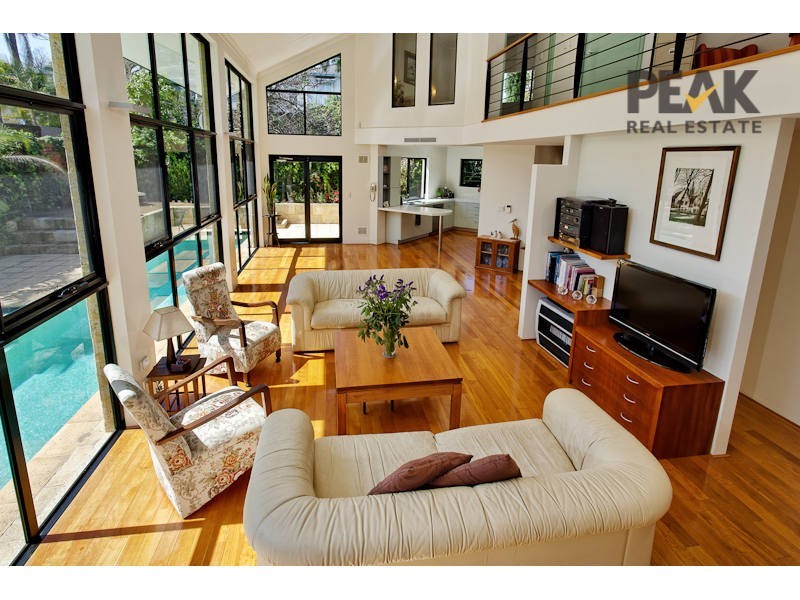 6a Nairn Road, Applecross WA 6153