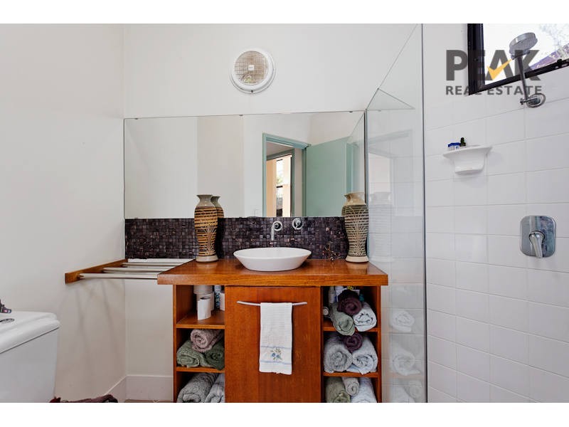 6a Nairn Road, Applecross WA 6153