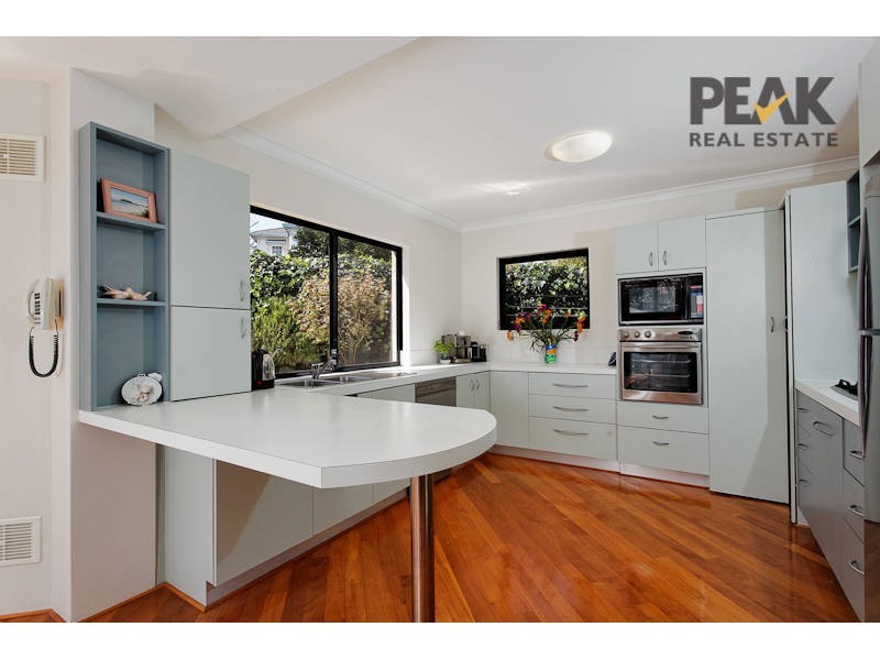 6a Nairn Road, Applecross WA 6153