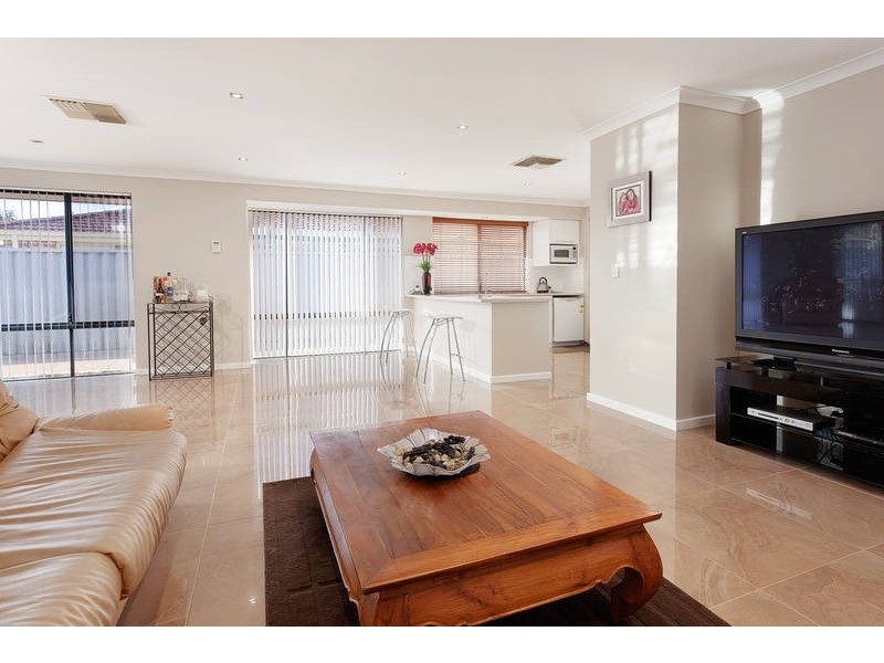 14 Cranshaw Mews, Atwell WA 6164
