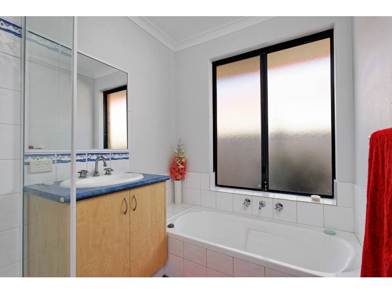 20 Koomba Rise, Bertram WA 6167