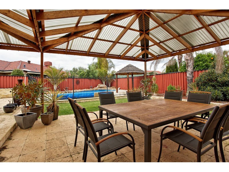 13 Oaten Retreat, Atwell WA 6164