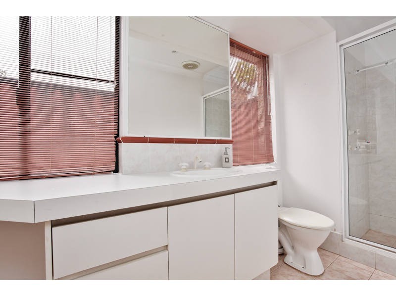 13 Oaten Retreat, Atwell WA 6164