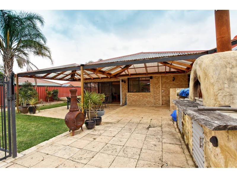 13 Oaten Retreat, Atwell WA 6164