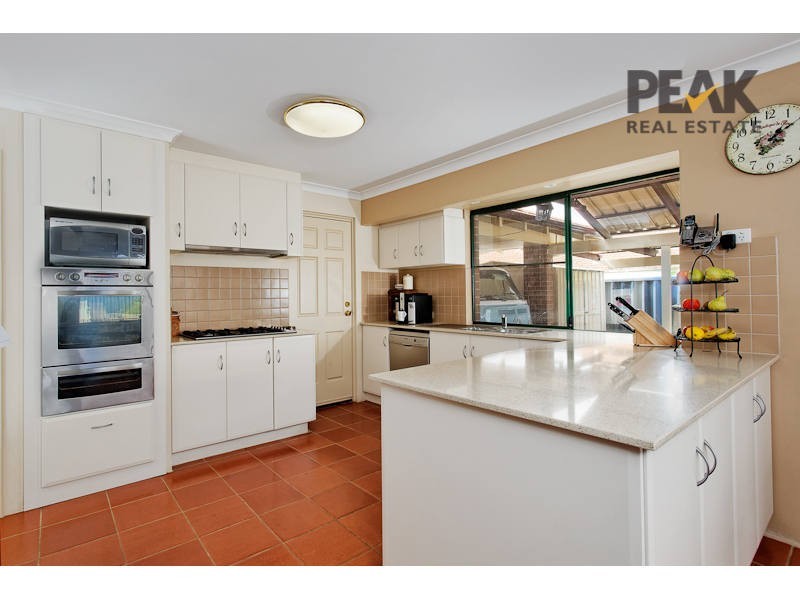 40 Sylvan Crescent, Leeming WA 6149