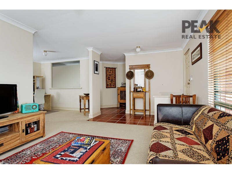 40 Sylvan Crescent, Leeming WA 6149