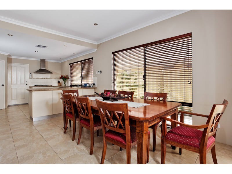 8 Neroli Link, Atwell WA 6164