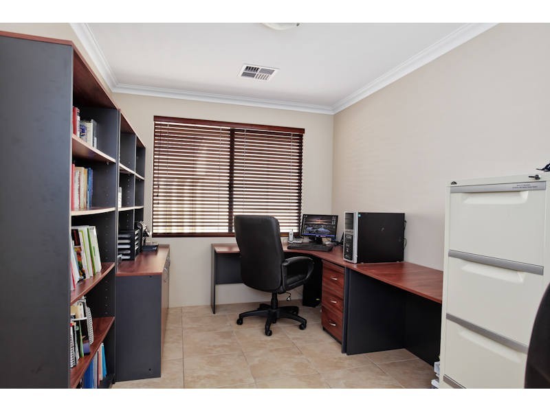 8 Neroli Link, Atwell WA 6164