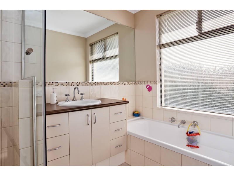 8 Neroli Link, Atwell WA 6164