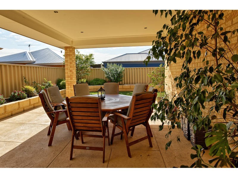8 Neroli Link, Atwell WA 6164
