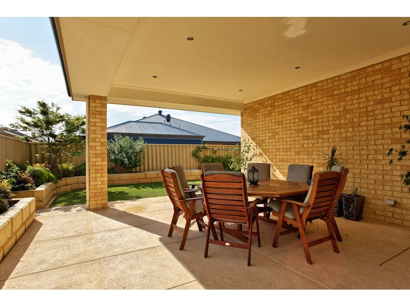 8 Neroli Link, Atwell WA 6164