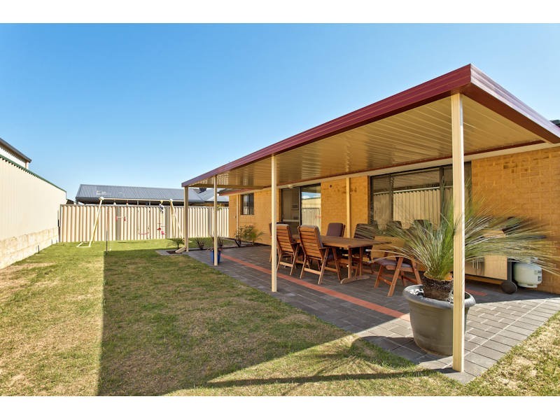 16 Koomba Rise, Bertram WA 6167
